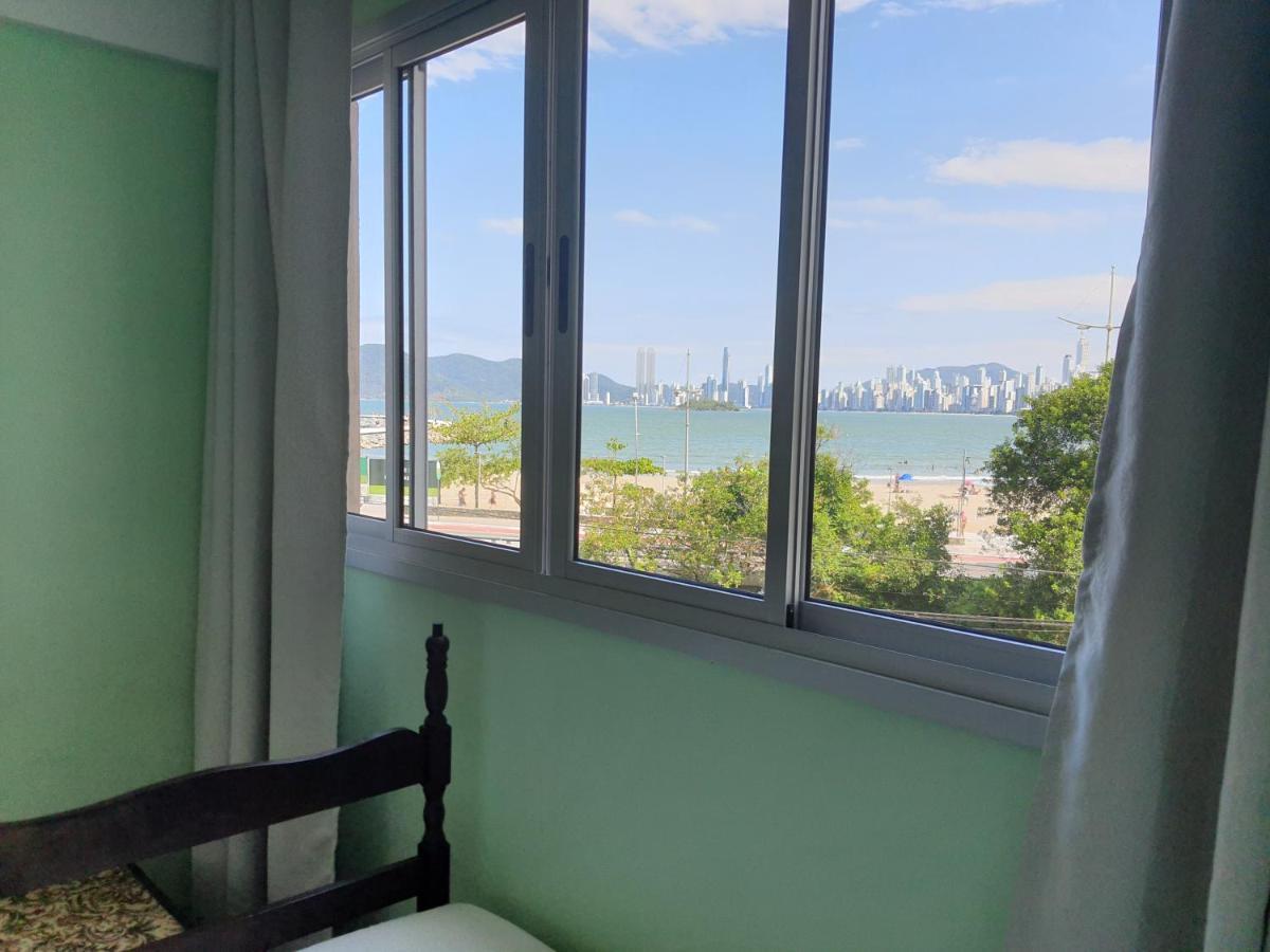 Beira Mar Apartment *